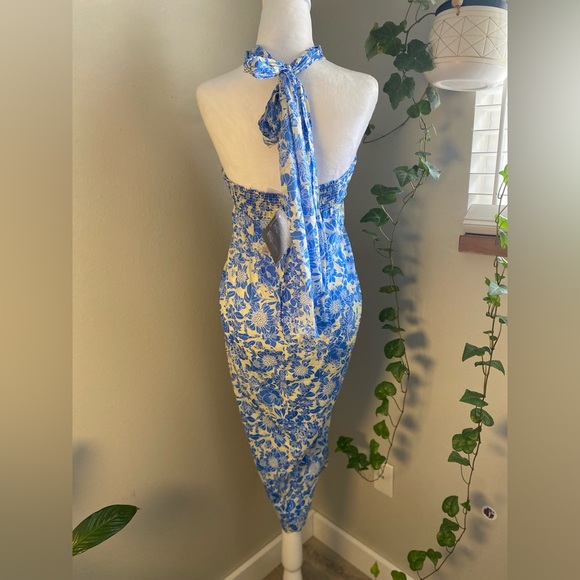 NEW Draped sarong in blue floral Blue and White Floral Halter Dress size XSmall - Picture 5 of 12